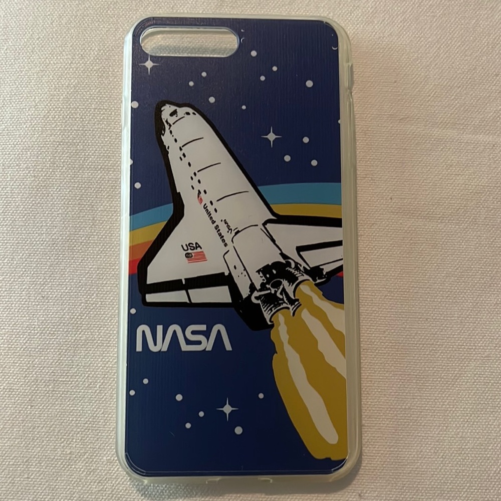 NASA style iPhone 8 plus case. Super cute. Great condition. Shuttle